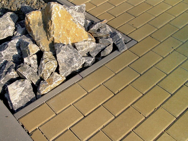 Záhradný obrubník Jubileum 100x25x5 cm hnedý Záhradný obrubník Jubileum 100x25x5 cm hnedý